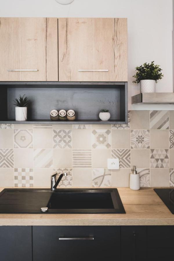 Au fil du Thiou - Appartement 2 chambres pour 4 à 6 personnes Annecy Esterno foto
